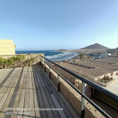 Alquilaencanarias El Medano Spectacular Terrace And Sea Views A المظهر الخارجي الصورة