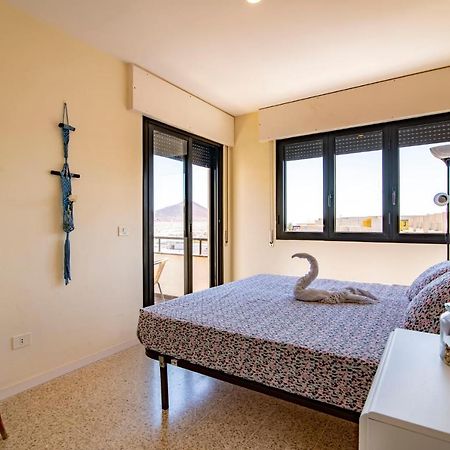 Alquilaencanarias El Medano Spectacular Terrace And Sea Views A المظهر الخارجي الصورة